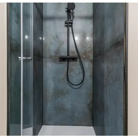 Habitación en casa particular Belle - 5 Minutes To Old Town *