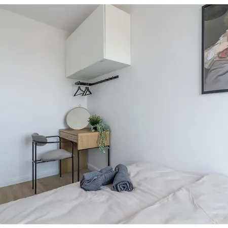 Belle - 5 Minutes To Old Town Habitación en casa particular *